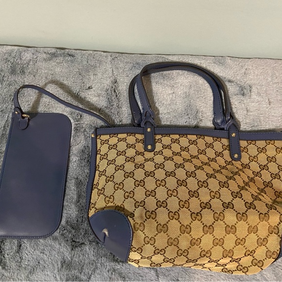 Used Authentic Gucci Small GG Craft Tote - Picture 3 of 15